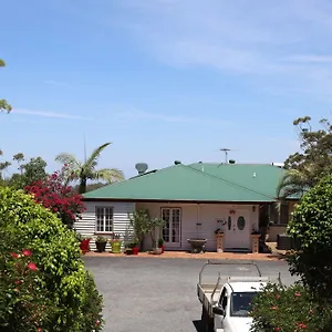 https://hilltop-on-tamborine.queenslandhotels.net